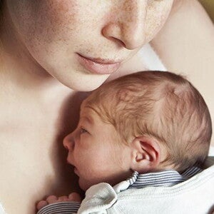 Emociones de la nueva mamá para estar atenta y cómo manejarlas. Emociones de la nueva mamá para estar atenta y cómo manejarlas.